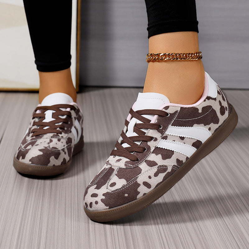 Sarah Express Retro Low-Top Sneakers in Beige