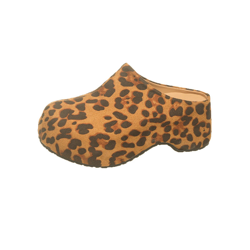 Sarah Express Women's Suede Platform Slip-On Slippers