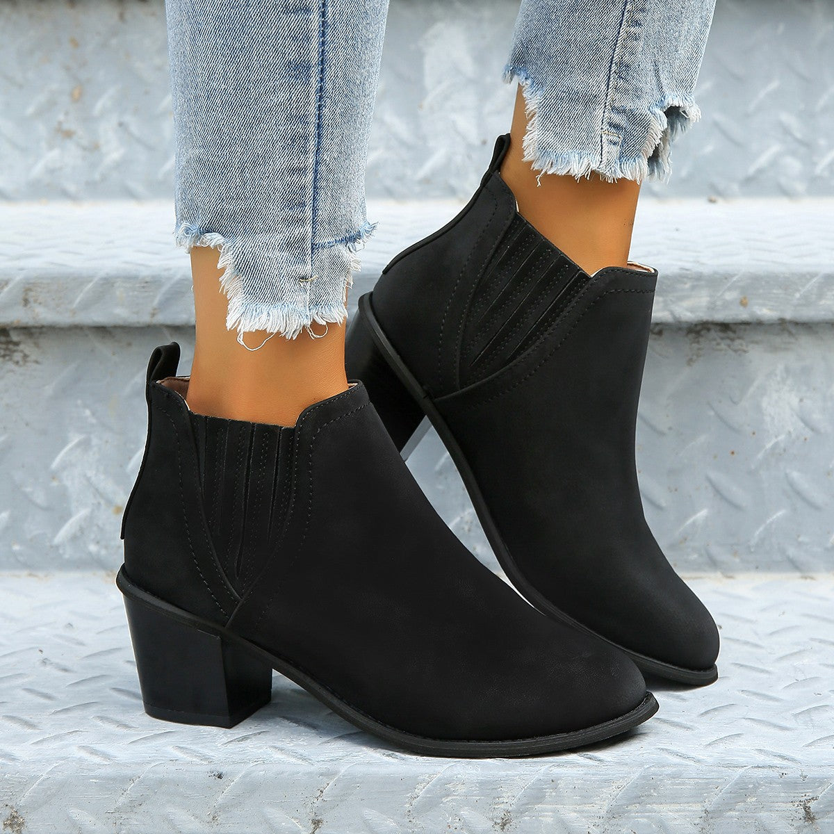 Sarah Express Pointed Toe Thick Heel Ankle Boots