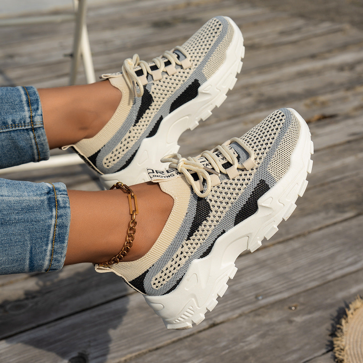 Sarah Express Flyknit Mesh Breathable Lace-Up Sneakers