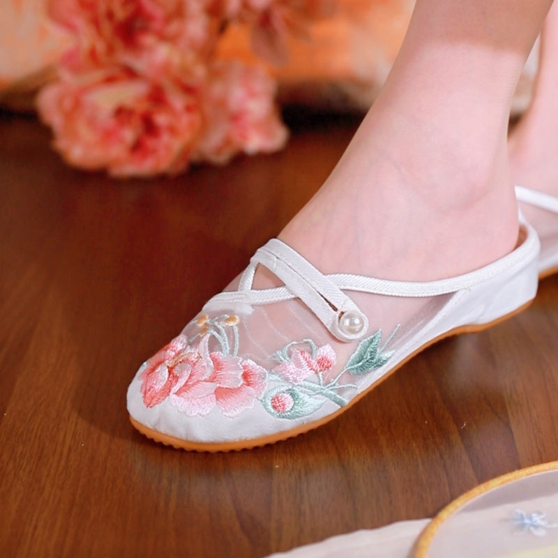 Sarah Express Embroidered Mesh Retro Low Heel Sandals