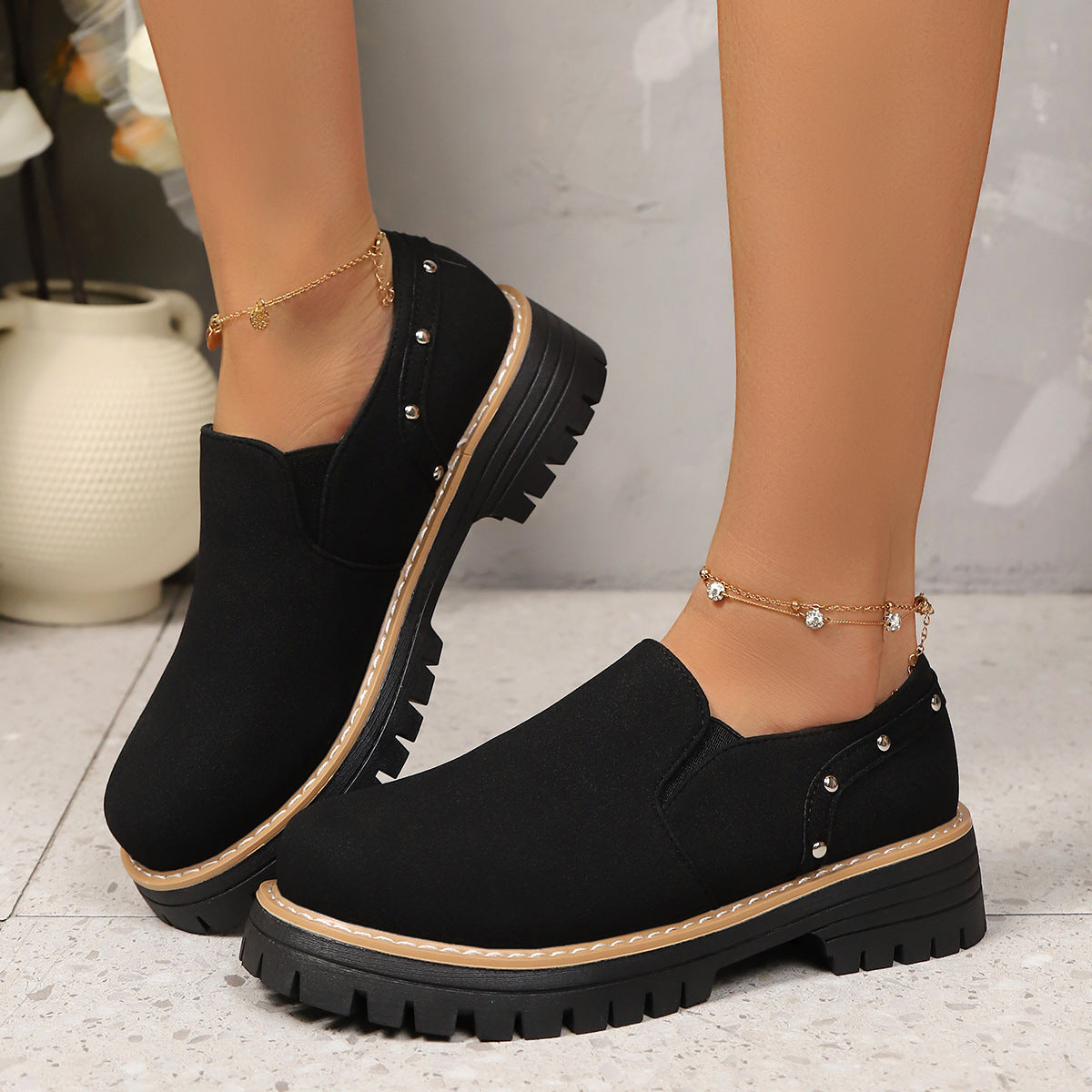 Sarah Express Women's Rivet Slip-On Chunky Heel Shoes