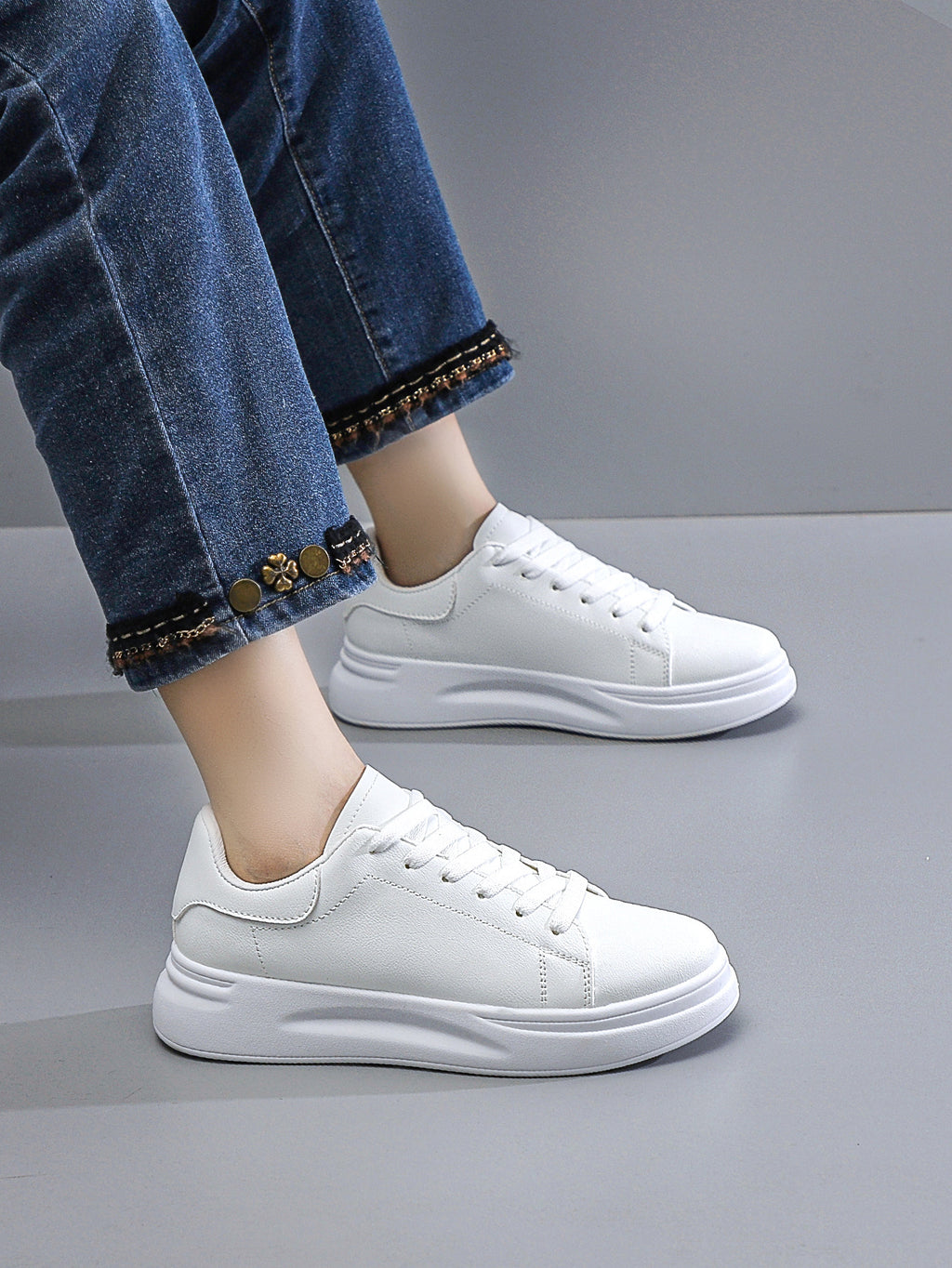 Sarah Express Women's Platform Lace-Up Casual Sneakers