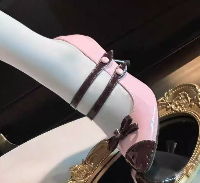 Sarah Express Sweet Side Cut-Out Platform Heels