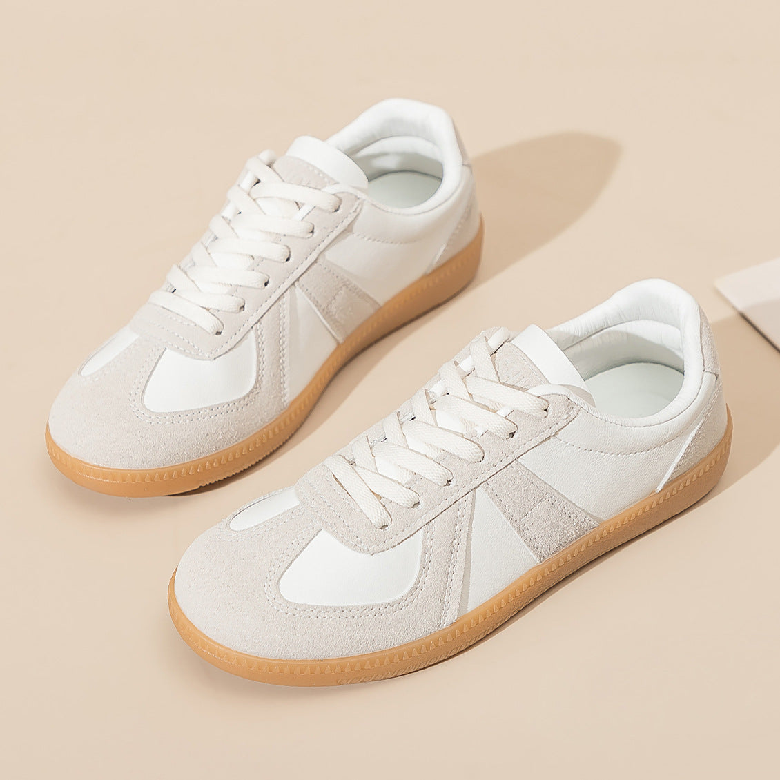 Sarah Express Unisex Casual Lace-Up Flat Sneakers White And Gray