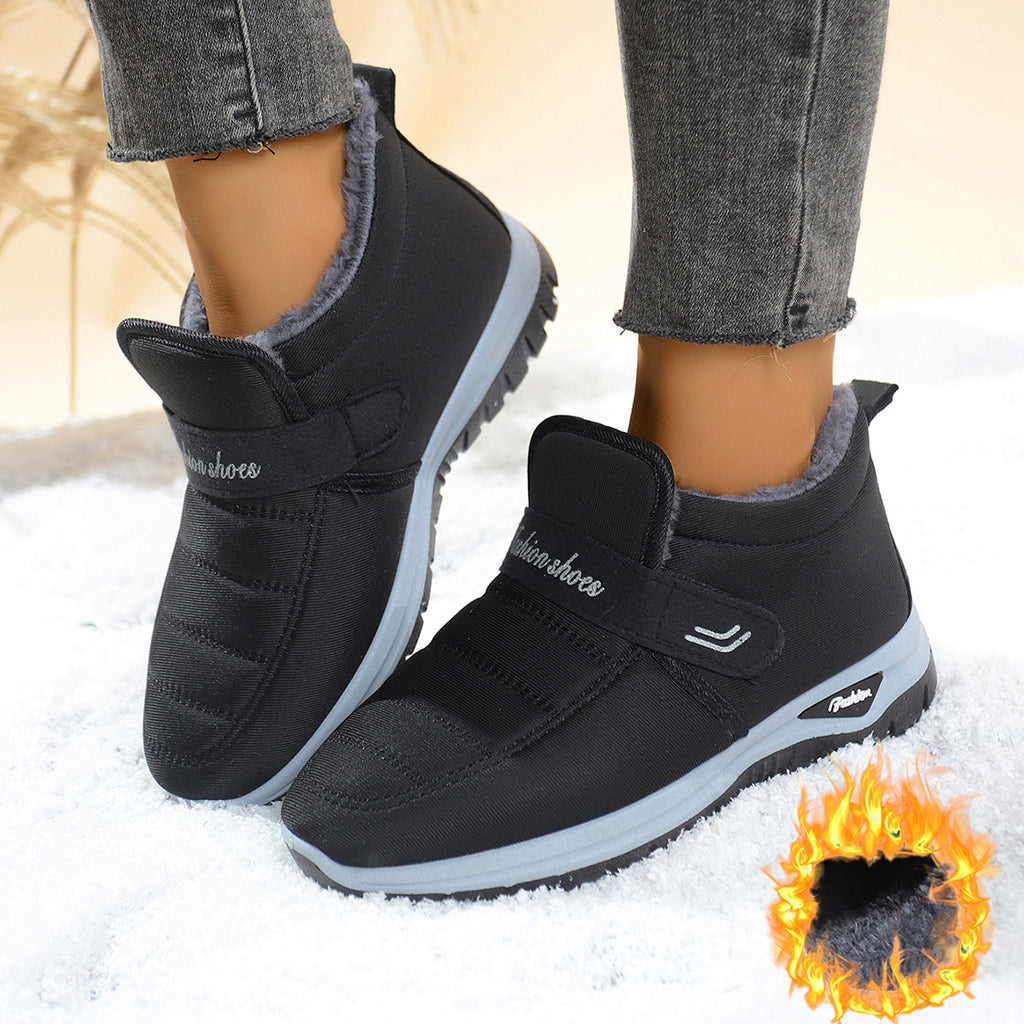Sarah Express Women's Fleece Lined Slip On Snow Boots Black