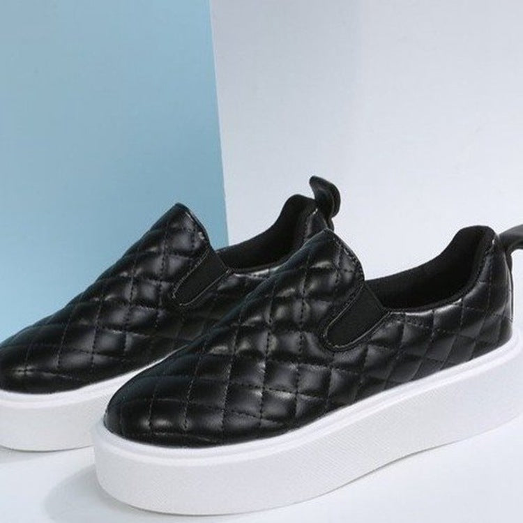 Sarah Express Women's Plaid Platform Slip-On Flat Shoes Black