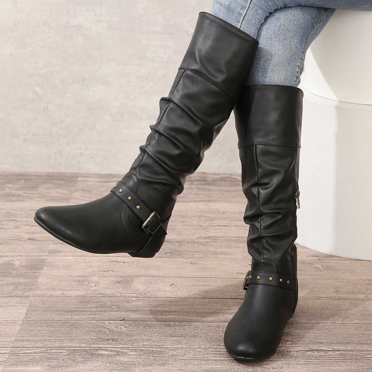 Sarah Express Women's Retro Belt-Buckle Chunky Heel Boots