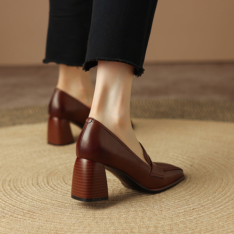 Sarah Express Retro Brown Chunky Heel Pumps