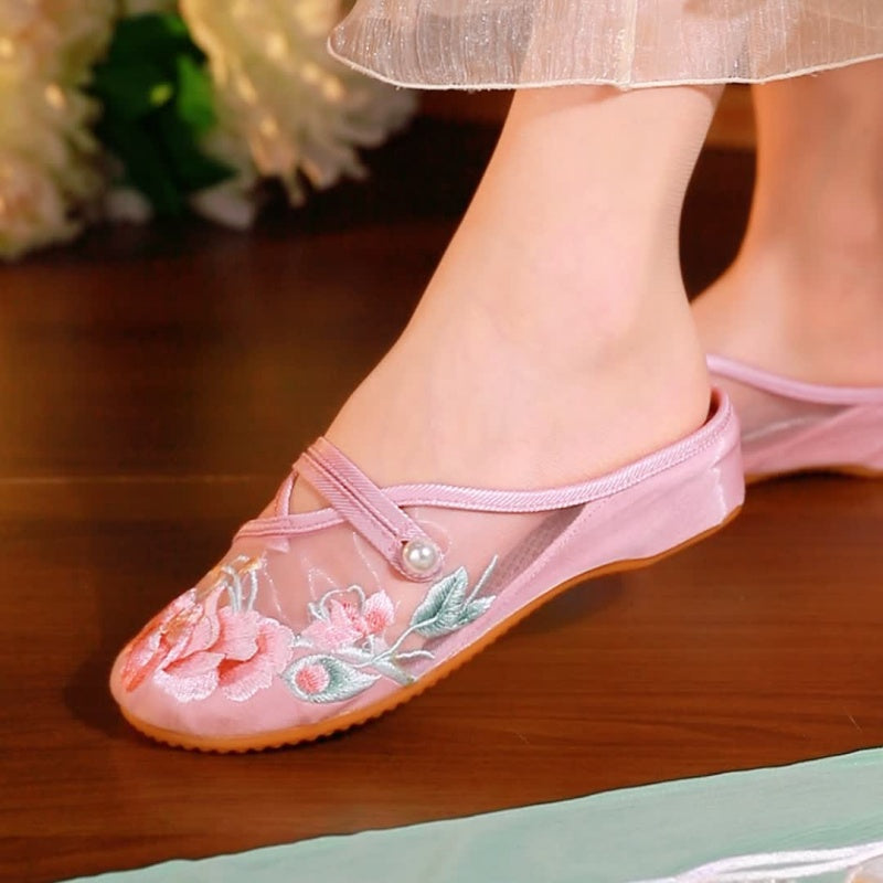 Sarah Express Embroidered Mesh Retro Low Heel Sandals