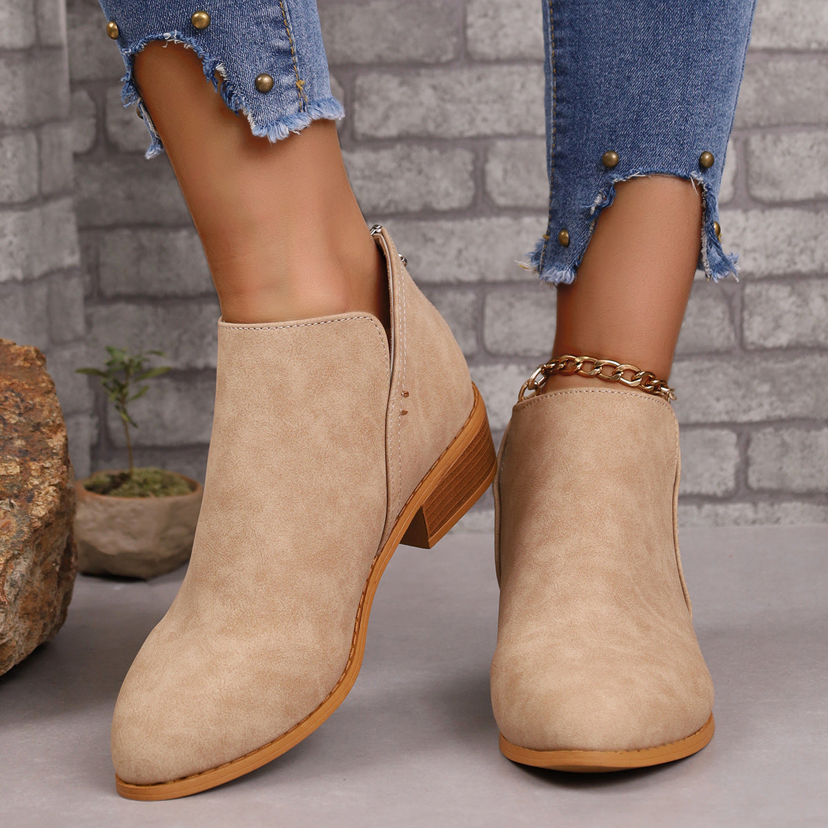 Sarah Express Pointed Toe V-Cut Ankle Boots Khaki