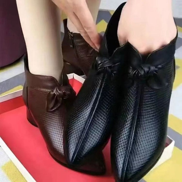 Sarah Express Pointed Toe Chunky Heel Ankle Boots Black