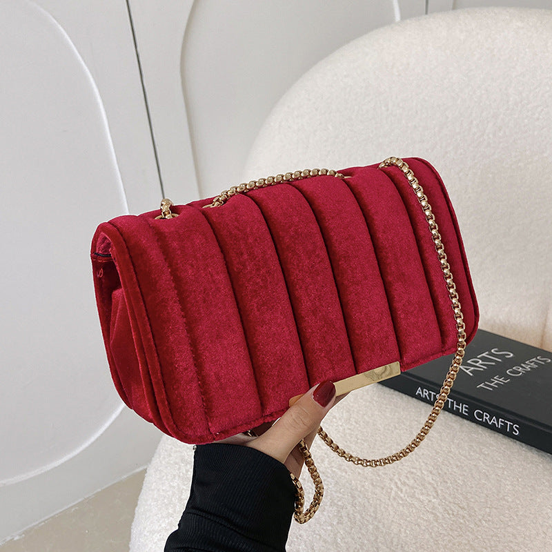 Sarah Express Velvet Chain Crossbody Square Bag Red