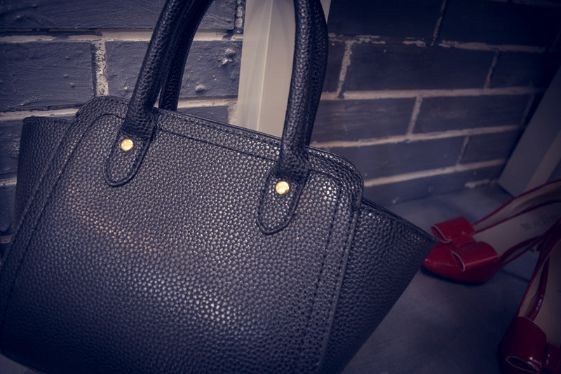 Sarah Express Structured Minimalist Messenger Handbag