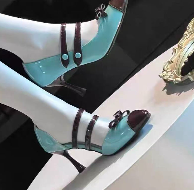Sarah Express Sweet Side Cut-Out Platform Heels