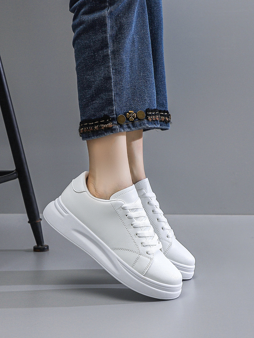 Sarah Express Women's Platform Lace-Up Casual Sneakers