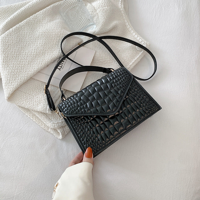Sarah Express Crocodile Pattern Clamshell Crossbody Handbag Black